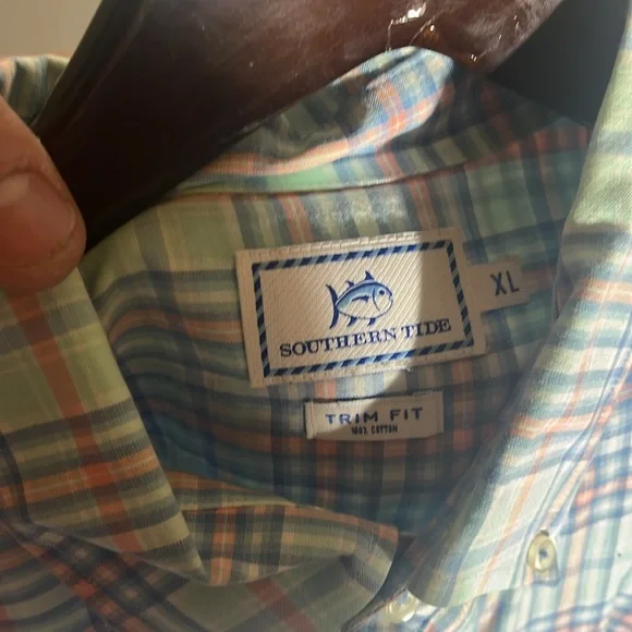 Southern Tide Men’s Extra Large Green/blue plaid longsleeve button up, Trim Fit - Picture 3 of 3